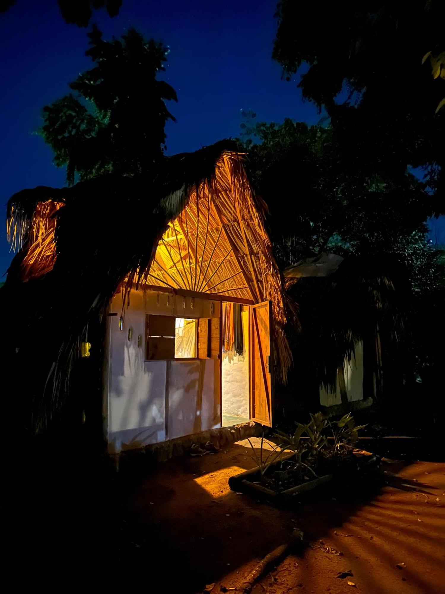 La Aldea Hostel, Camping Y Hamacas بالومينو المظهر الخارجي الصورة